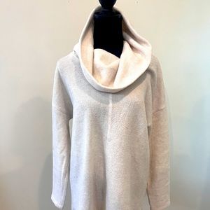 Get ready for apple picking! A new day oversized gray sweater
